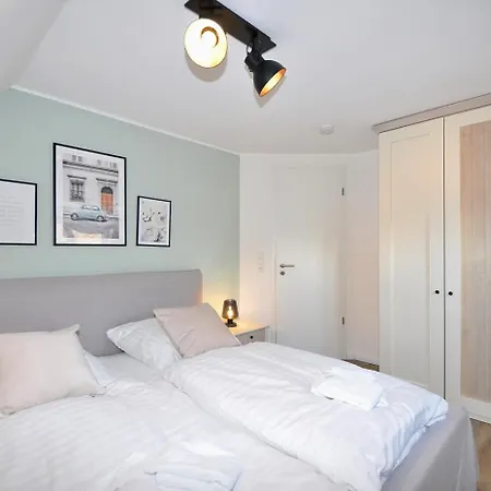 Doppelhaushaelfte Boehler Wiesenblick *