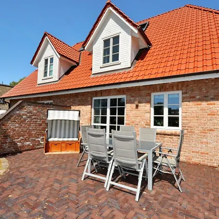 Holiday home Doppelhaushaelfte Boehler Wiesenblick Bohl